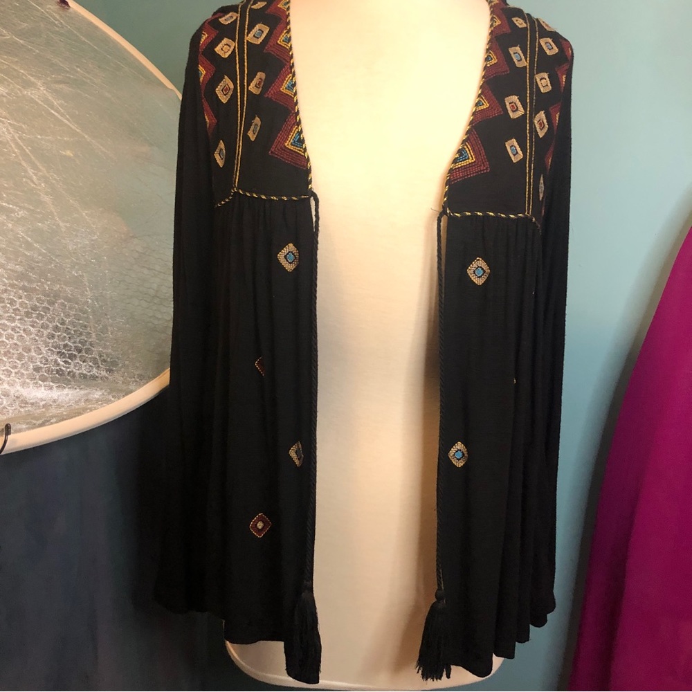 Neiman Marcus boho tie front cardigan - Picture 4 of 12